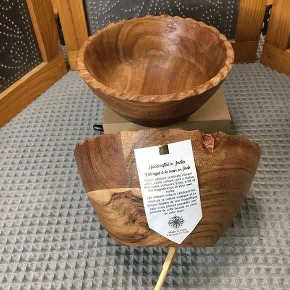 Set of 2 Handcrafted Wooden Bowls 6.5" Small Wood Bowls Artisan Natural Rustic - Picture 4 of 11